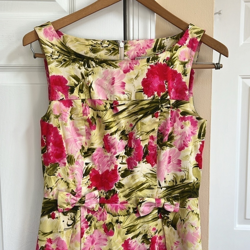 Peter Nygard Floral Pleat Dress with Bows - Picture 4 of 6